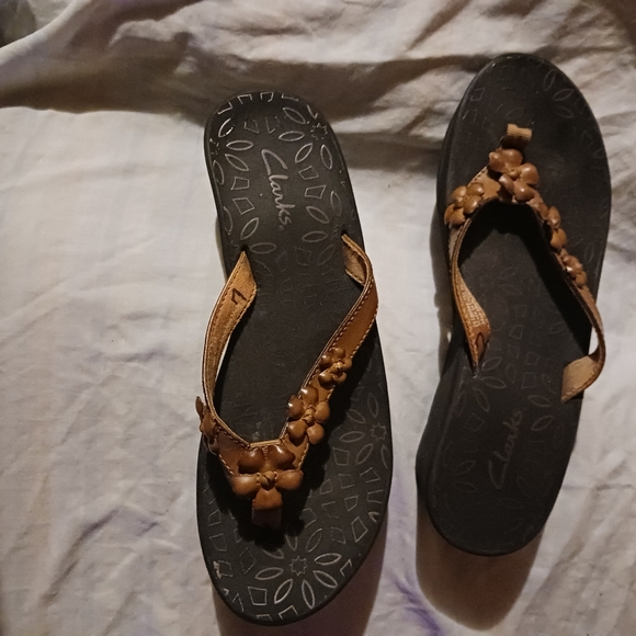 Clarks Shoes - FREE WITH BUNDLE#Clarks Women's Brown Floral Sandals